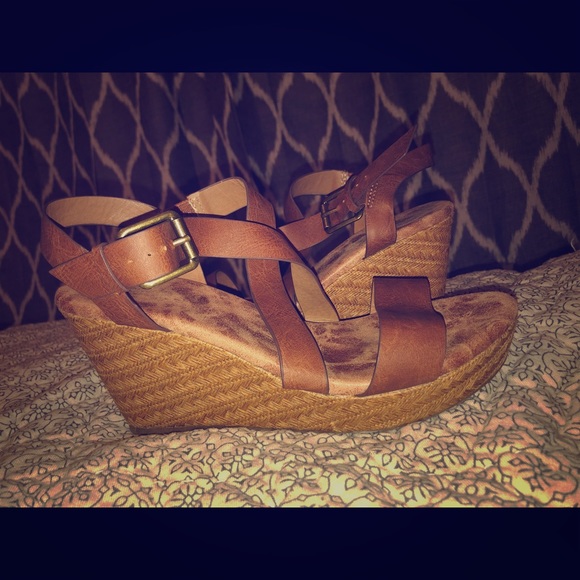 dominique nicole shoes